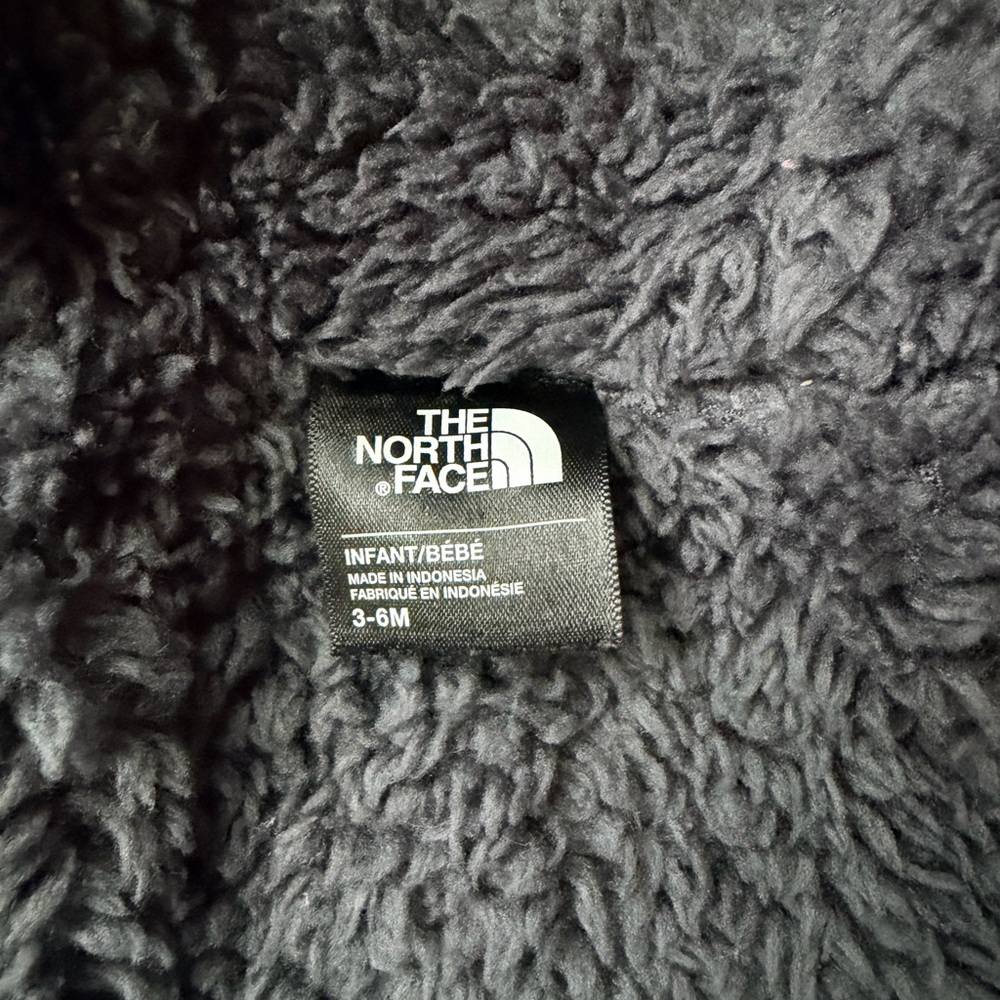 The North Face Toddler Red and Black Hooded Jacket - Picture 8 of 15